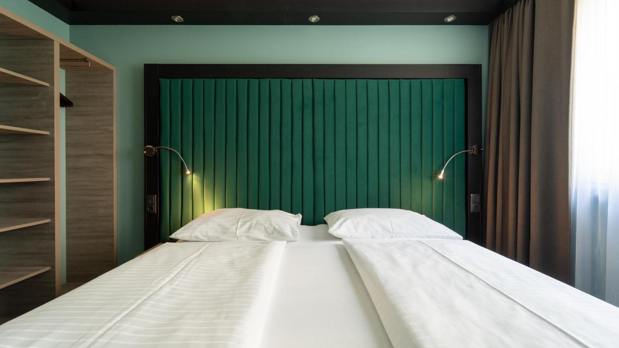 Design & Budget Hotel Wien Schoenbrunn Buitenkant foto