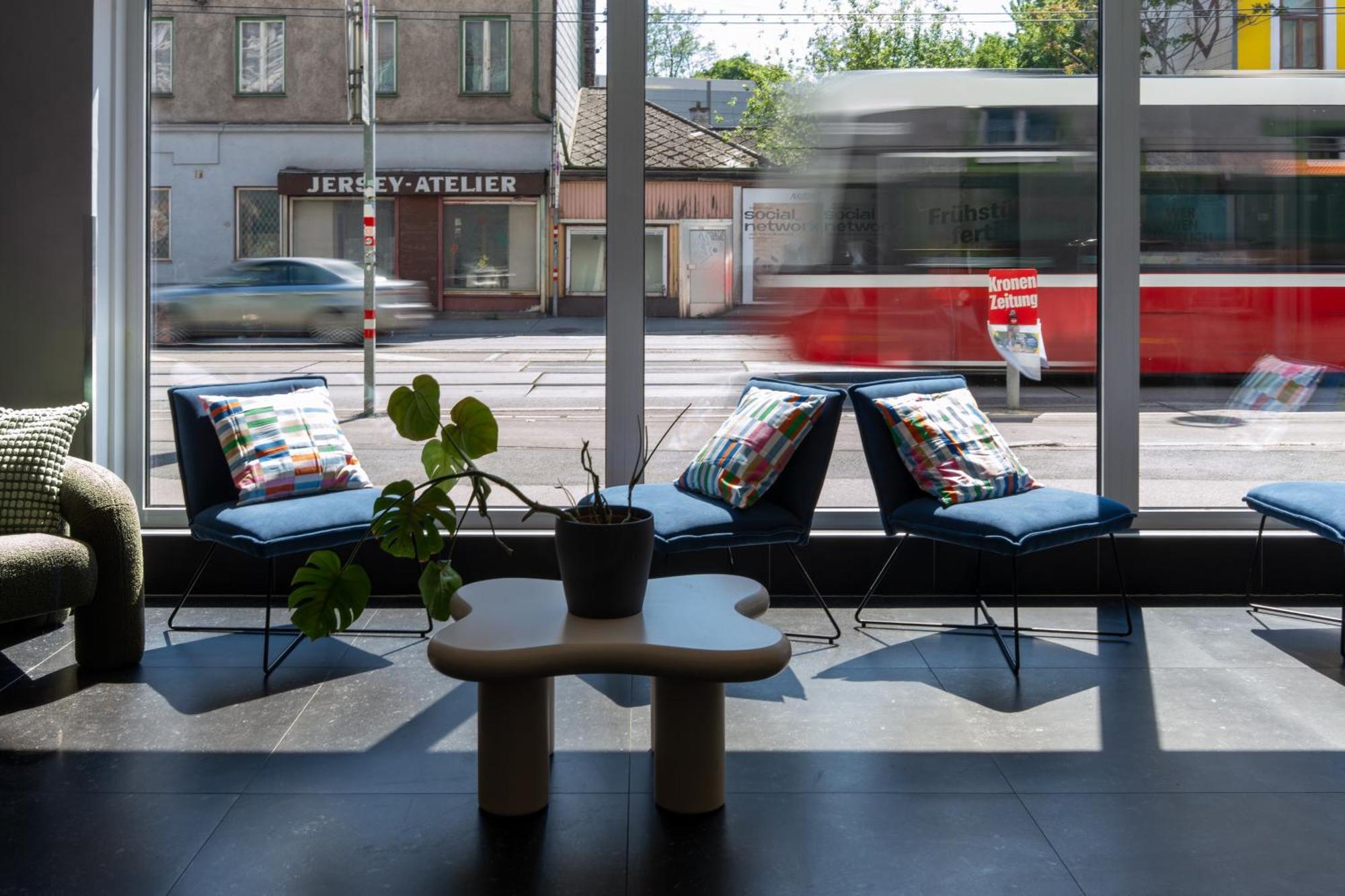 Design & Budget Hotel Wien Schoenbrunn Buitenkant foto