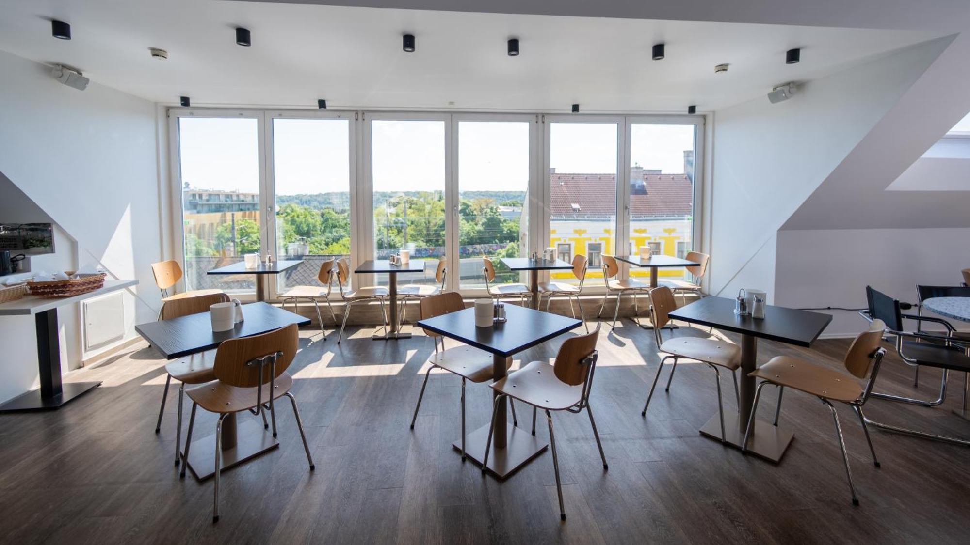 Design & Budget Hotel Wien Schoenbrunn Buitenkant foto