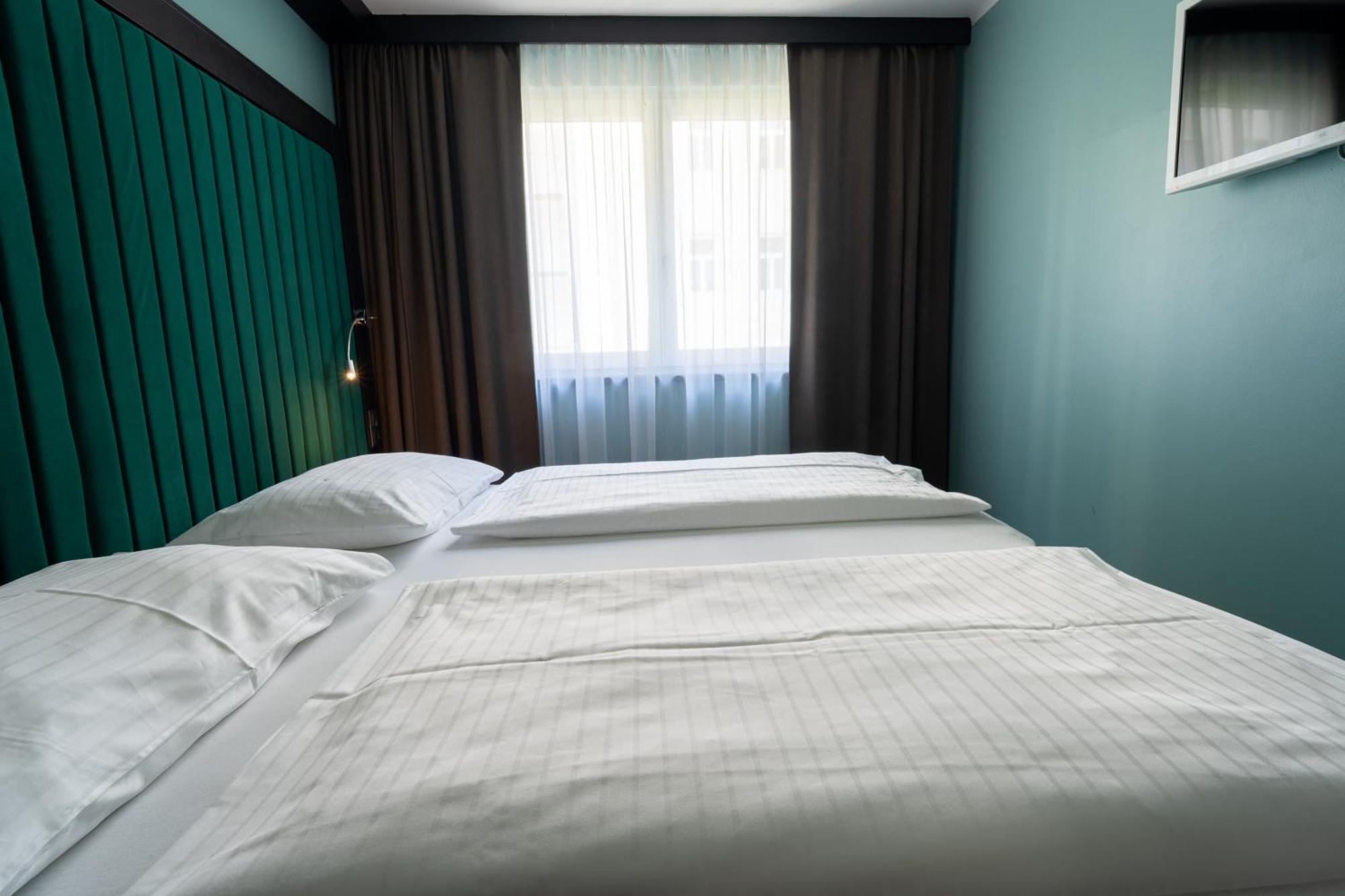 Design & Budget Hotel Wien Schoenbrunn Buitenkant foto